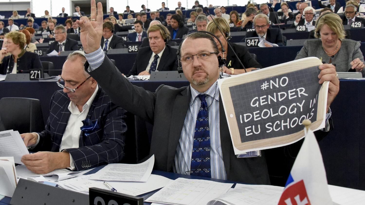 Branislav Škripek z Kresťanskej únie sa stal najvplyvnejším slovenským europoslancom