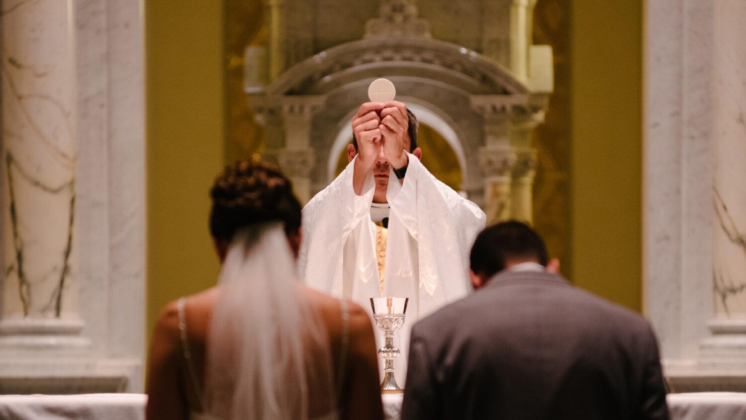 Sedem kňazov vysvätených za sedem rokov