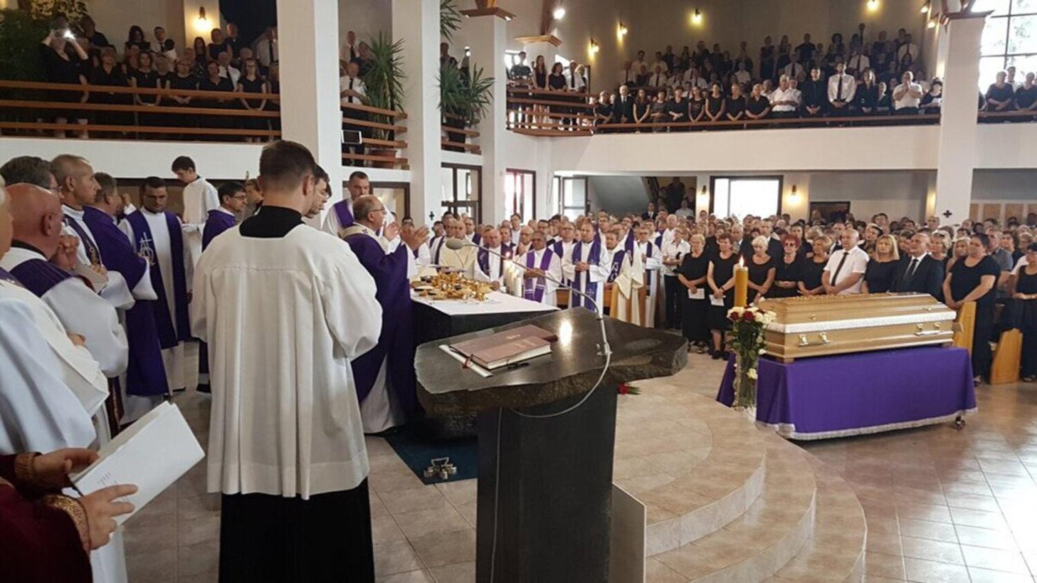 Arcibiskub Bober: Juraj Semivan bol kňazom s iskrou aj slzou v očiach