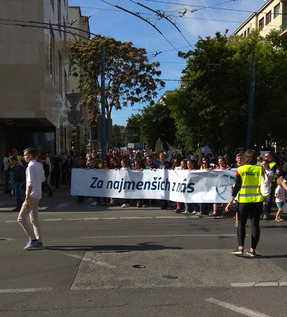 Národného pochodu za život v Bratislave sa zúčastnilo 50 tis. ľudí
