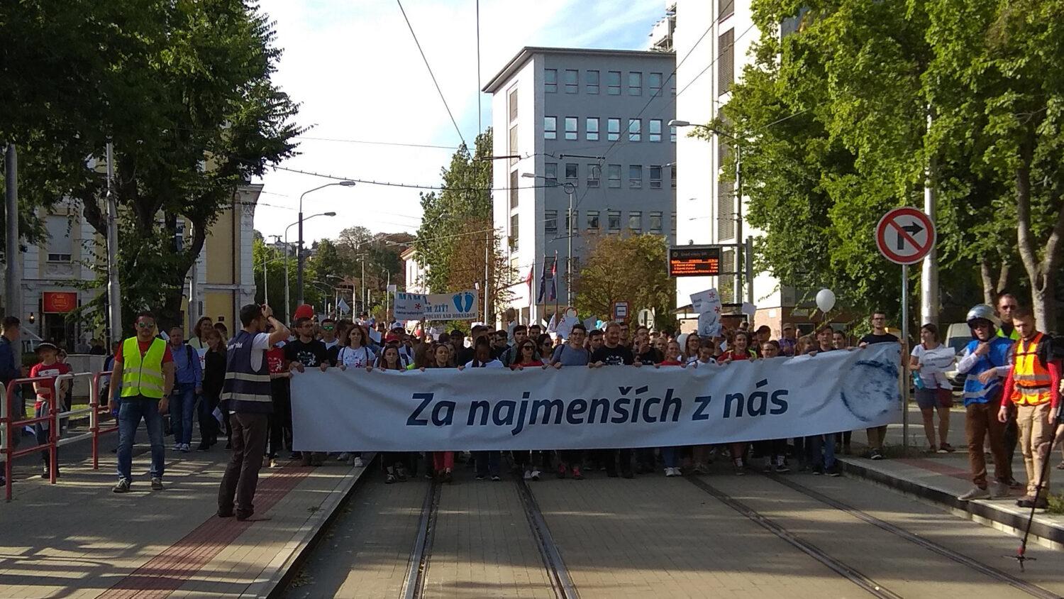 Národného pochodu za život v Bratislave sa zúčastnilo 50 tis. ľudí