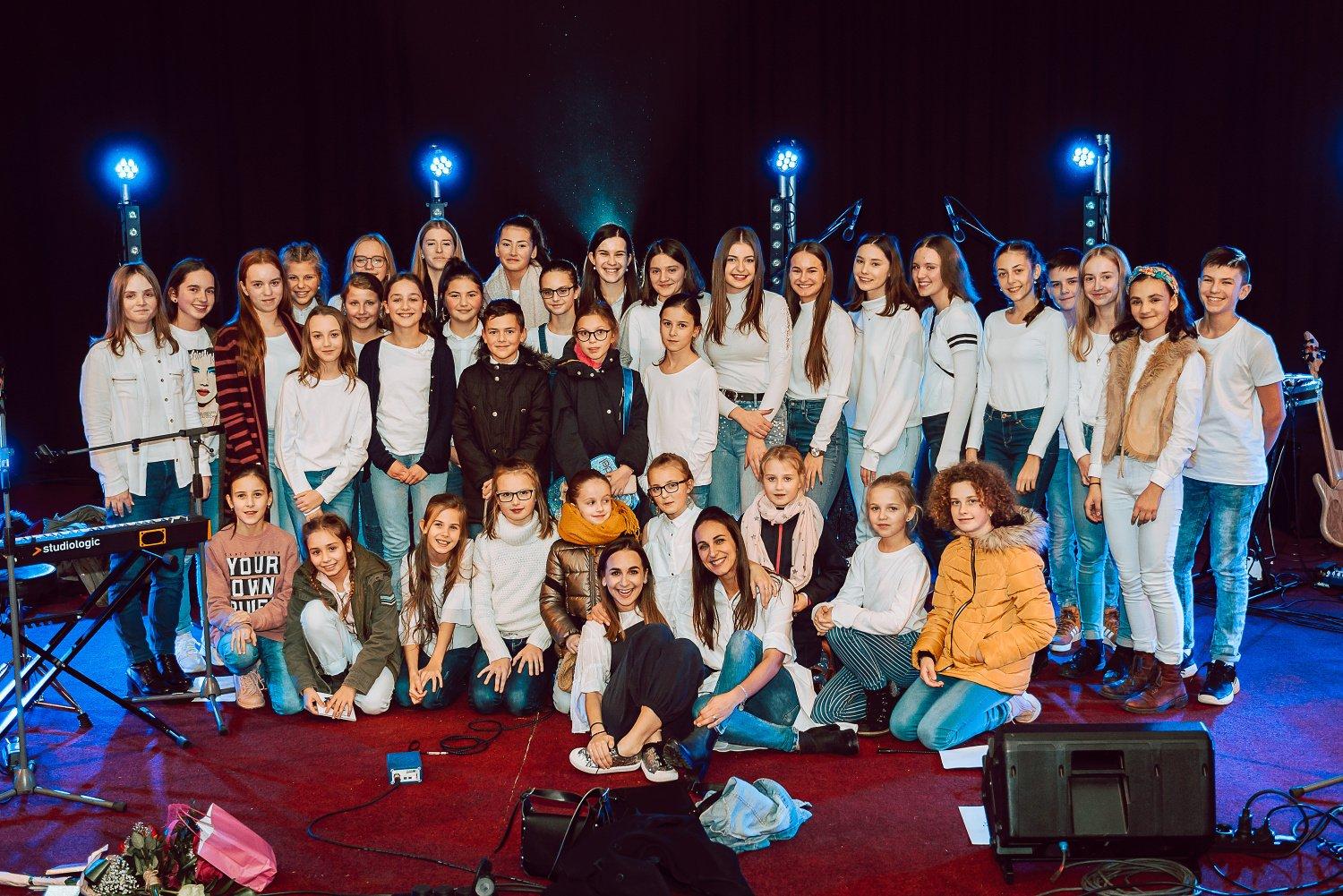 Silvia Demská zo zboru Vinimini: Naše piesne sú mojou najosobnejšou modlitbou