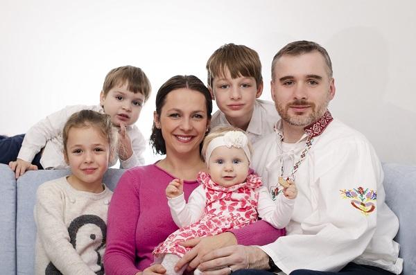 Spoluzakladateľ zastolom.sk Marcel Mikolášik: S manželkou sme cholerici s názorom. Výzvou je láskavo komunikovať