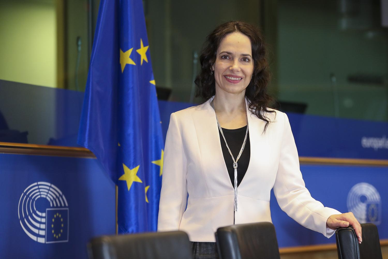 Miriam Lexmann: Nielen rúško, ale ani biela stužka nie je hanba