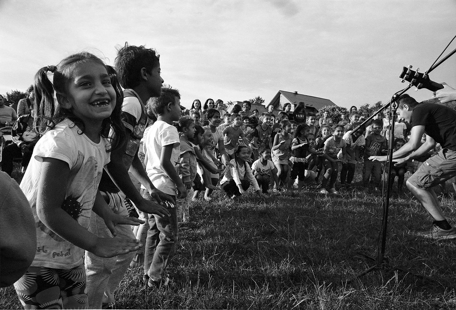 Marián Čekovský s Rómami o Rómoch – Le Romenca pal o Roma