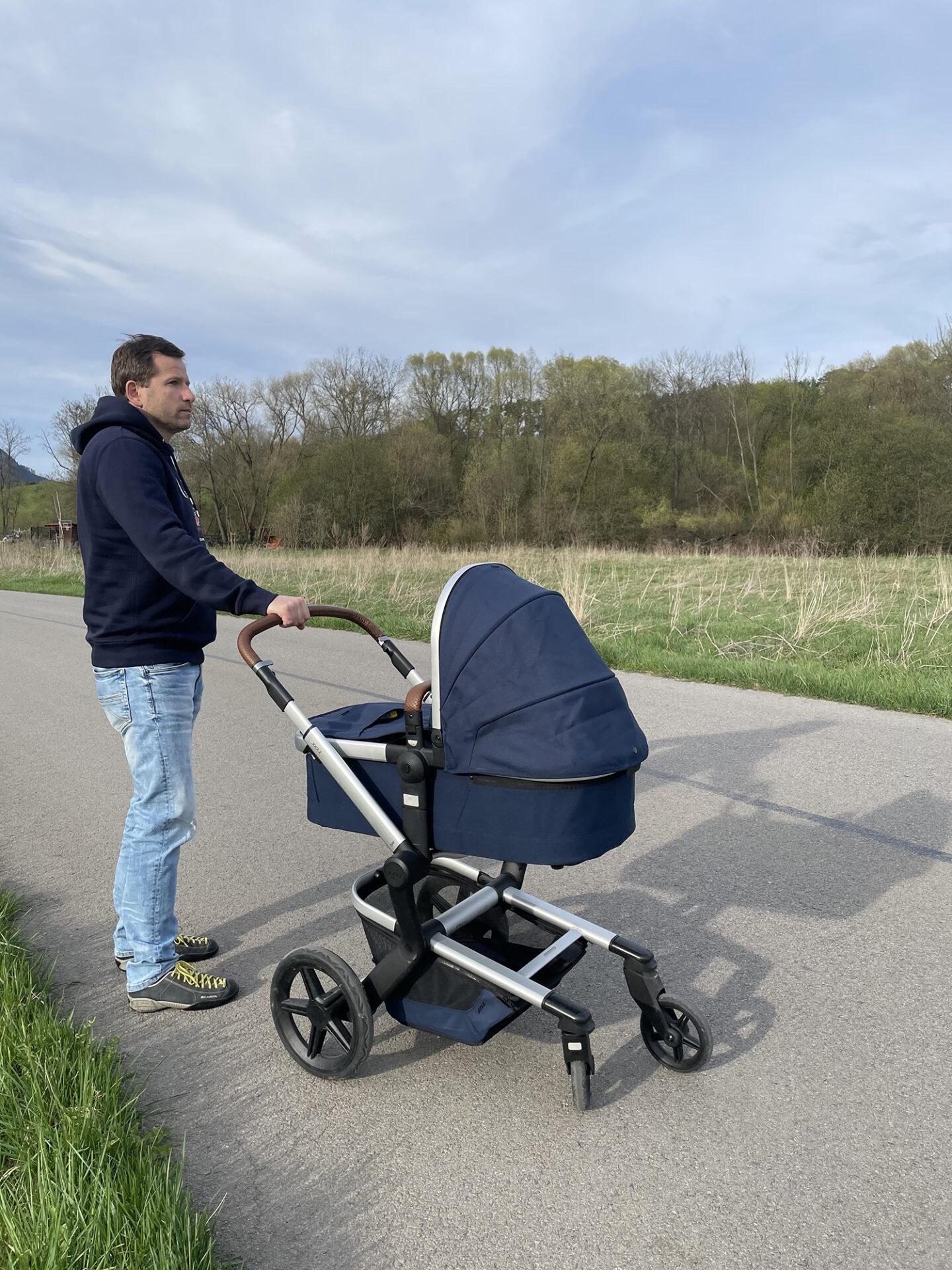 Psychológ Peter Hvorka: Muži dnes bojujú s rozhodnutím stať sa otcom