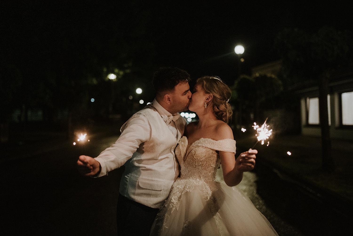 Ženích Lukáš s lavórom a uterákom: Na svoju manželku chcem hľadieť z kolien