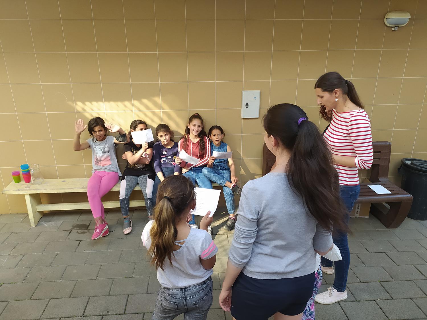 Direktor Luníka IX Peter Veselský: Dúfame, že po štrnástom septembri si viac ľudí z Luníka nájde cestu k Bohu