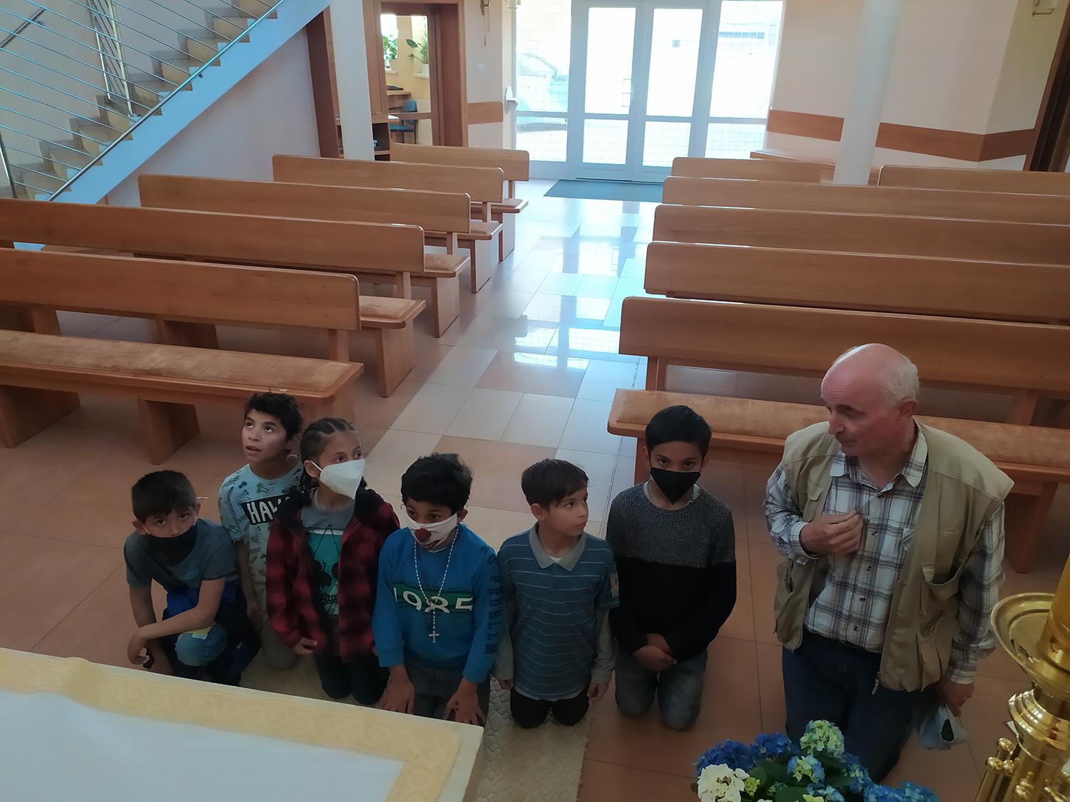 Direktor Luníka IX Peter Veselský: Dúfame, že po štrnástom septembri si viac ľudí z Luníka nájde cestu k Bohu