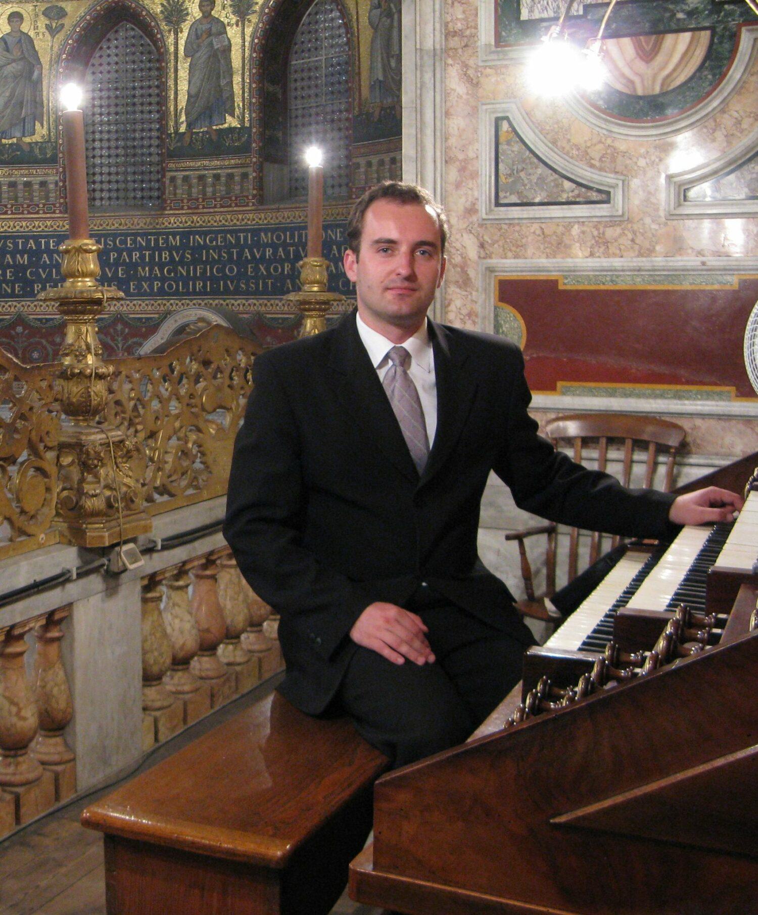 Organista Vladimír Kopec: Keď vstúpil Svätý Otec do areálu, mal som slzy na krajíčku