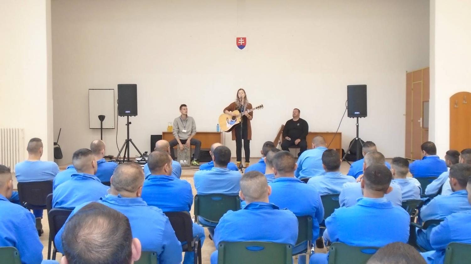 Speváčka Veronika Haluzová: Nie je v mojich schopnostiach, aby som menila životy iným