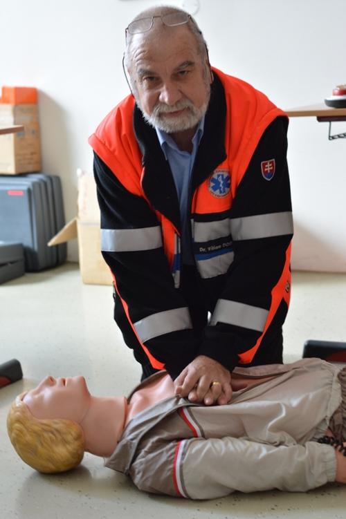 Záchranár Viliam Dobiáš: Filmová smrť je vždy dramatická, no väčšina ľudí zomiera pokojne