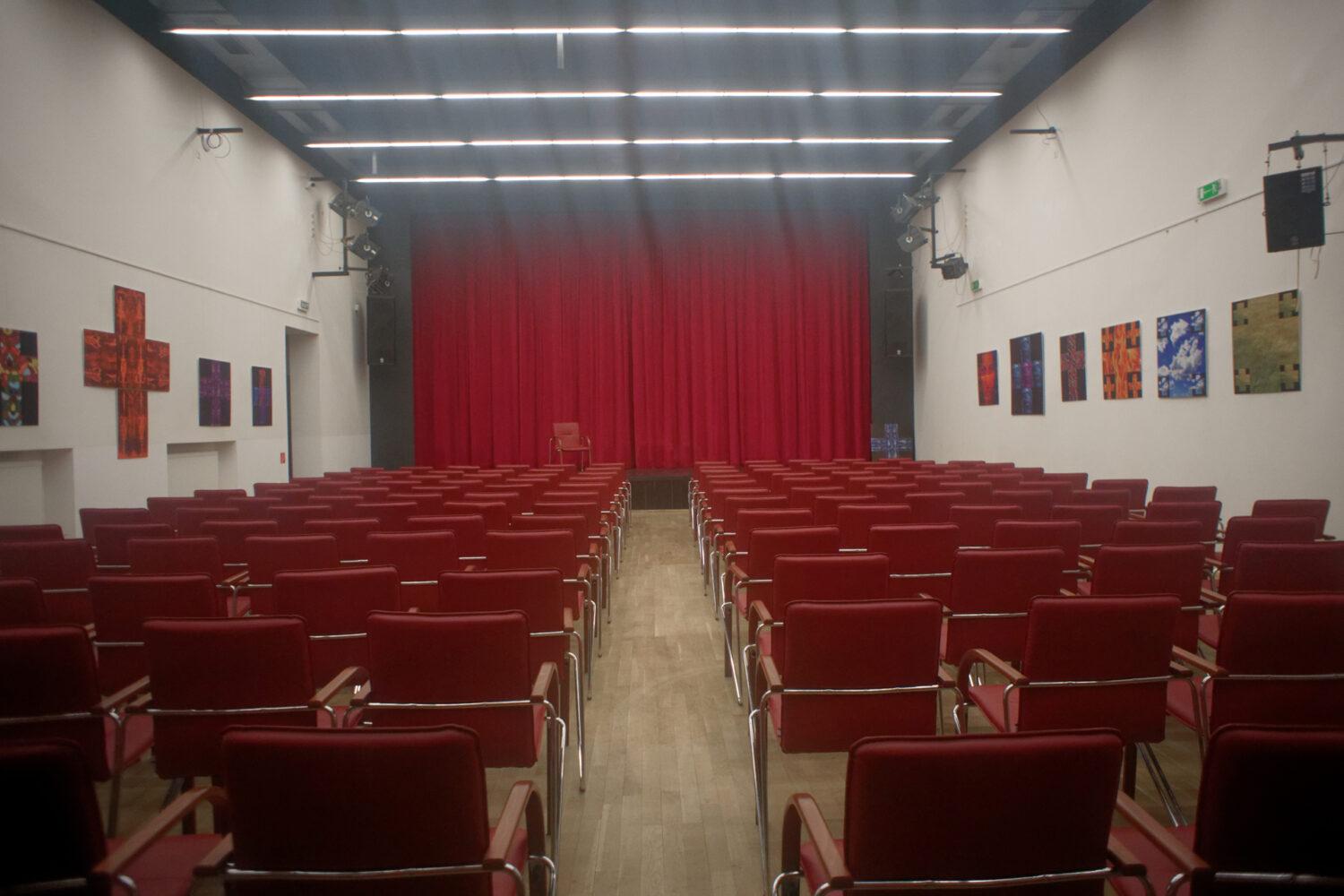 Stretnutia slobodných 25+: Nie sme katolícka zoznamka