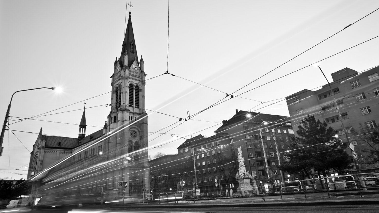 Láska prevychovaná láskou