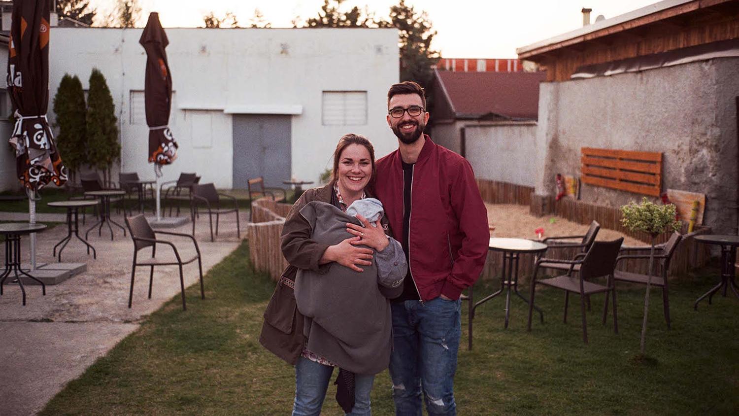 Rodina Petrová: Učíme sa smerovať všetky myšlienky k Bohu – aj pri prebaľovaní