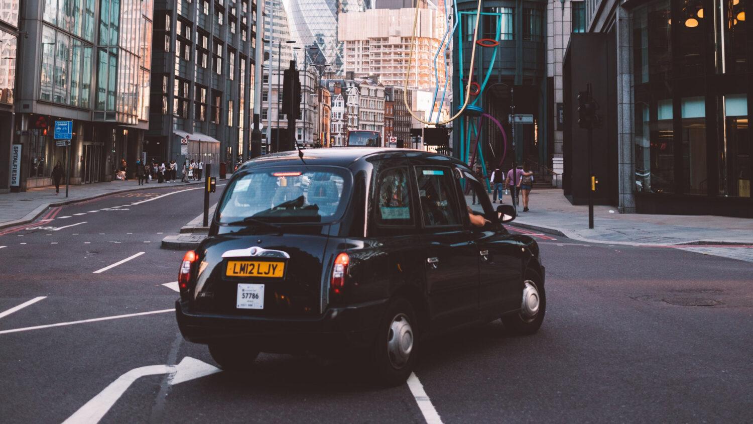 Netreba nútiť žiakov len do angličtiny