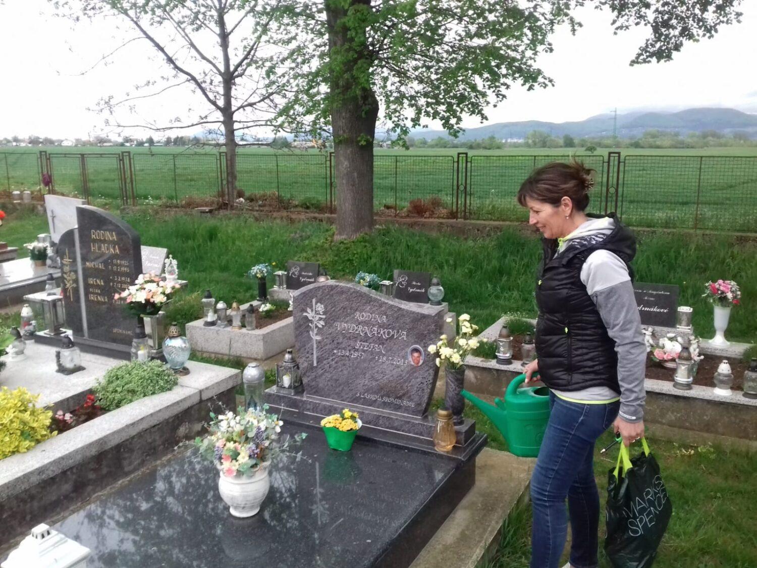 Mama Mária Vydrnáková: Boh to riadi a vidí v celosti. Miluje ich ešte väčšmi ako ja