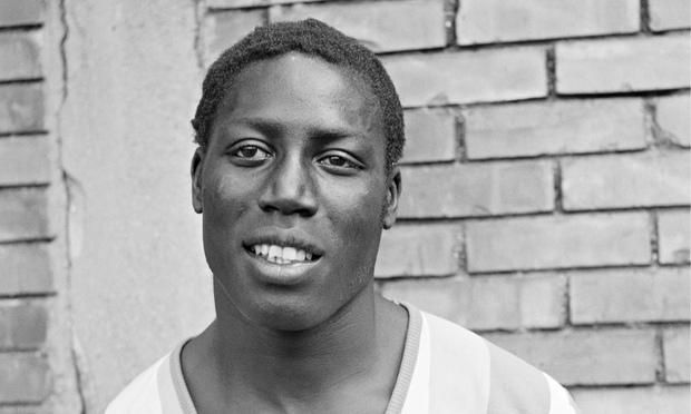 Stáť po boku manžela napriek tridsaťtri rokov trvajúcej kóme