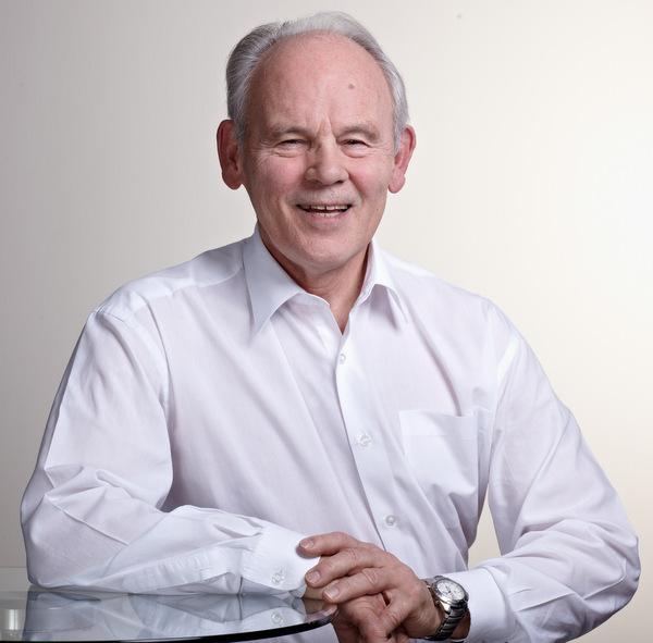 Jozef Mikloško: V ten deň padal sneh na štyridsaťjeden rokov znečistenú zem