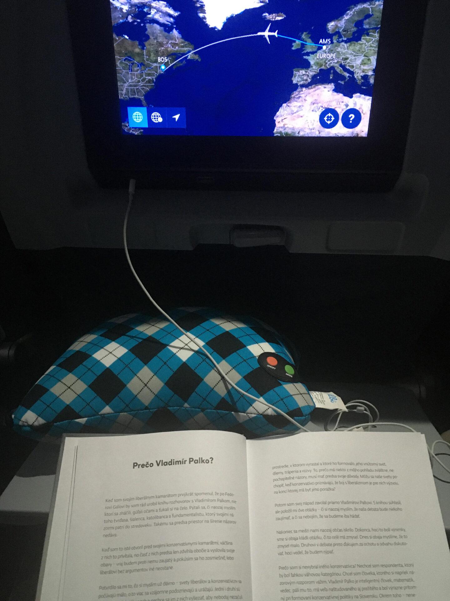 Z bubliny zaznieva hlasné kričanie: Ukrižuj!