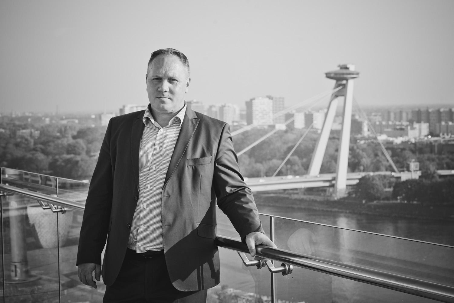 Richard Vašečka: Myslel som si, že slúžiť Bohu sa dá iba ako kňaz