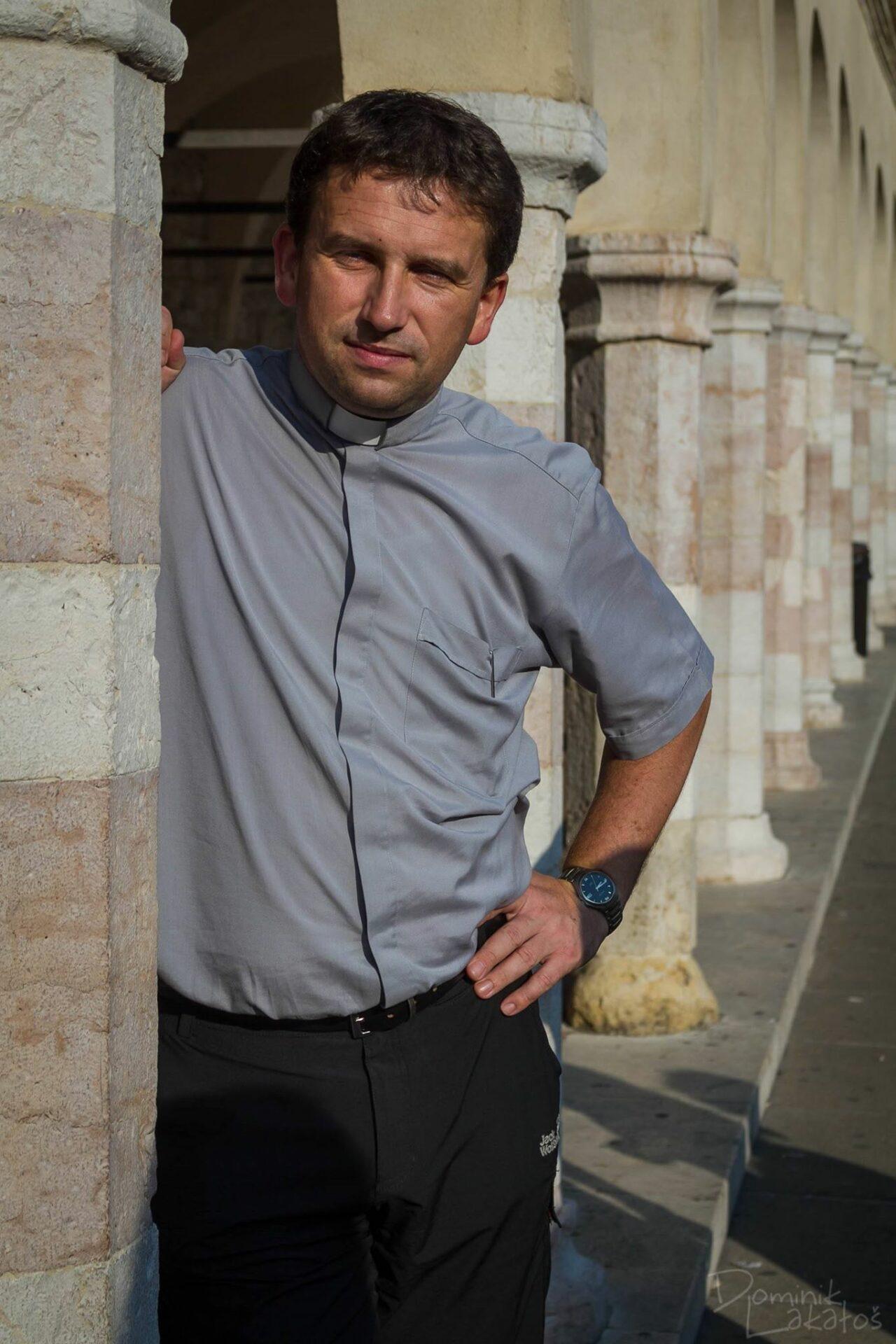 Kňaz Štefan Novotný: Dobre prežitý a spracovaný smútok nám vracia radosť