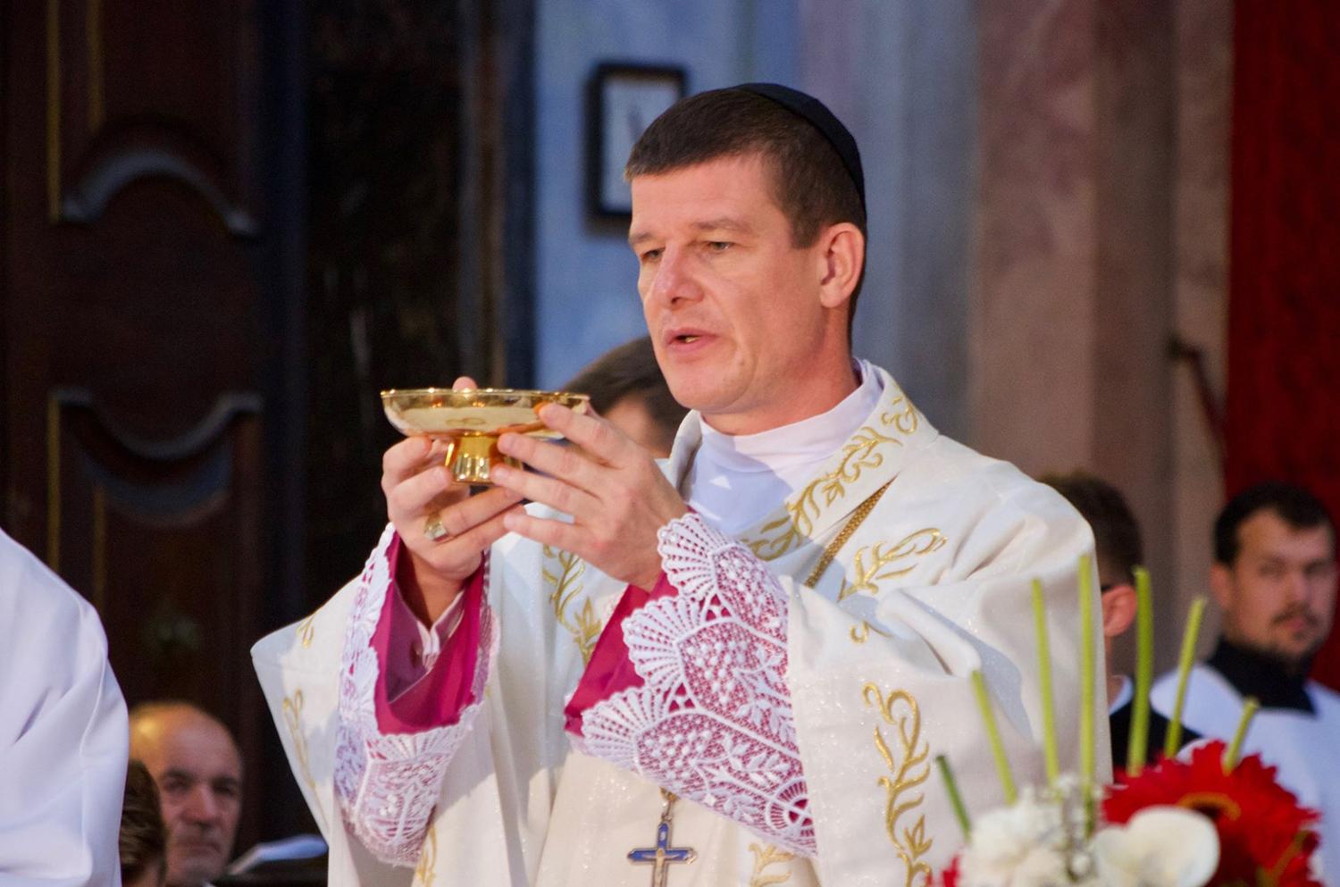 Opát Ambróz Martin Štrbák: Prestávame vnímať Krásno