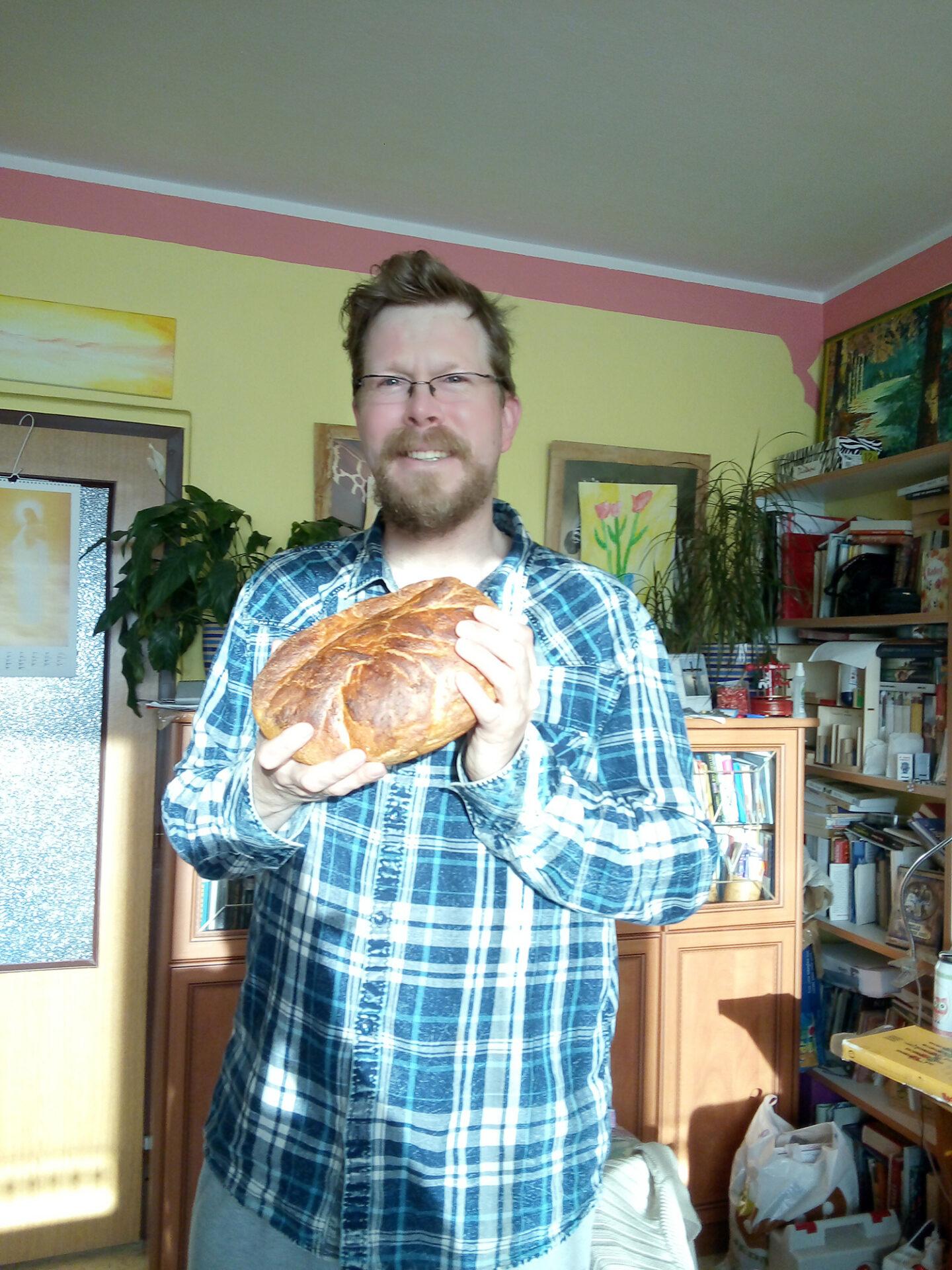 Juraj Vojtáš: Cítil som, že Boh ma volá k písaniu kníh pre mladých. Bol to skok viery a stále ním je