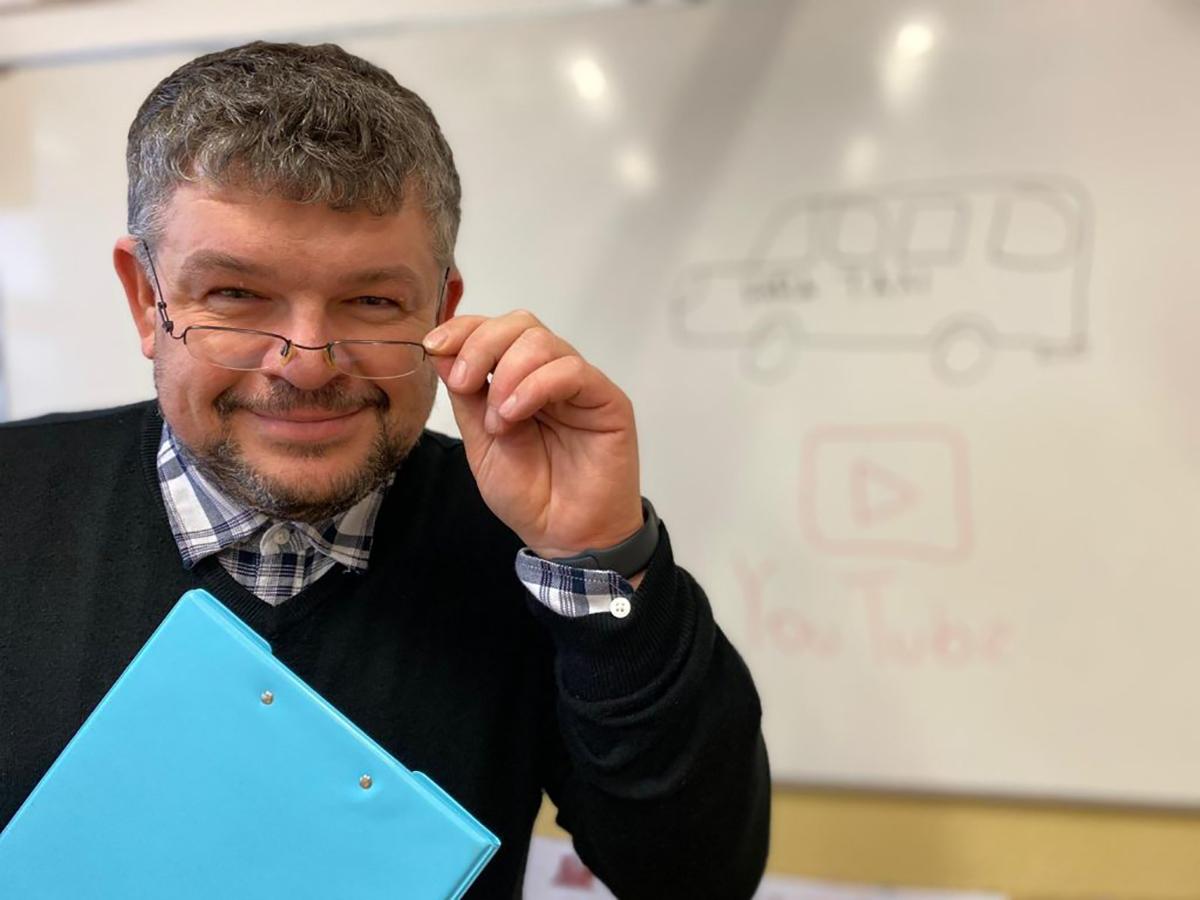 Kňaz youtuber: Keď sa zavrie jedna brána, treba hľadať novú