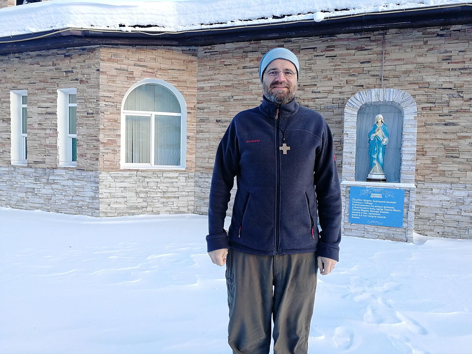 Manželstvo za oponou odhaľujú salezián, svadobný fotograf a cirkevný právnik