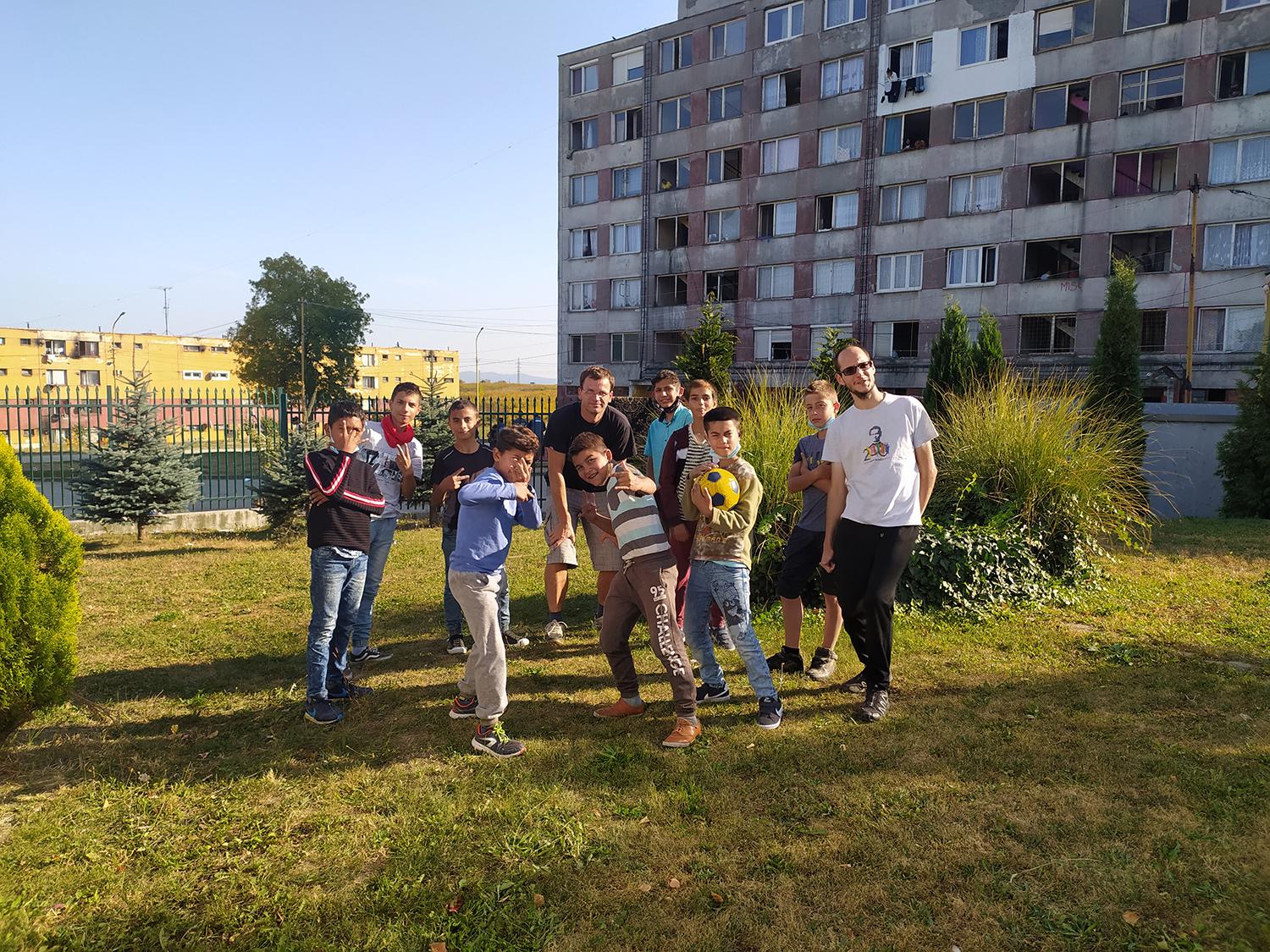 Ľudia z terénu: Almužna času a pozornosti je žiadanejšia, než zopár drobných do vrecka