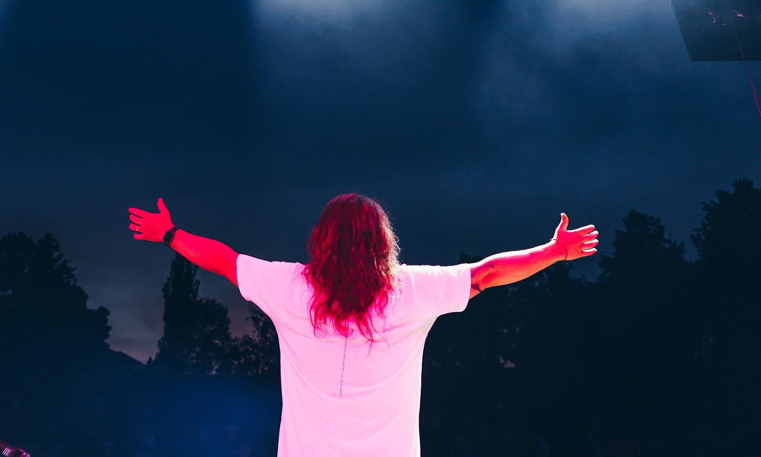 Redemptorista Jozef Mihok o Worship Nights: Chvála nie je o nás, je o Bohu