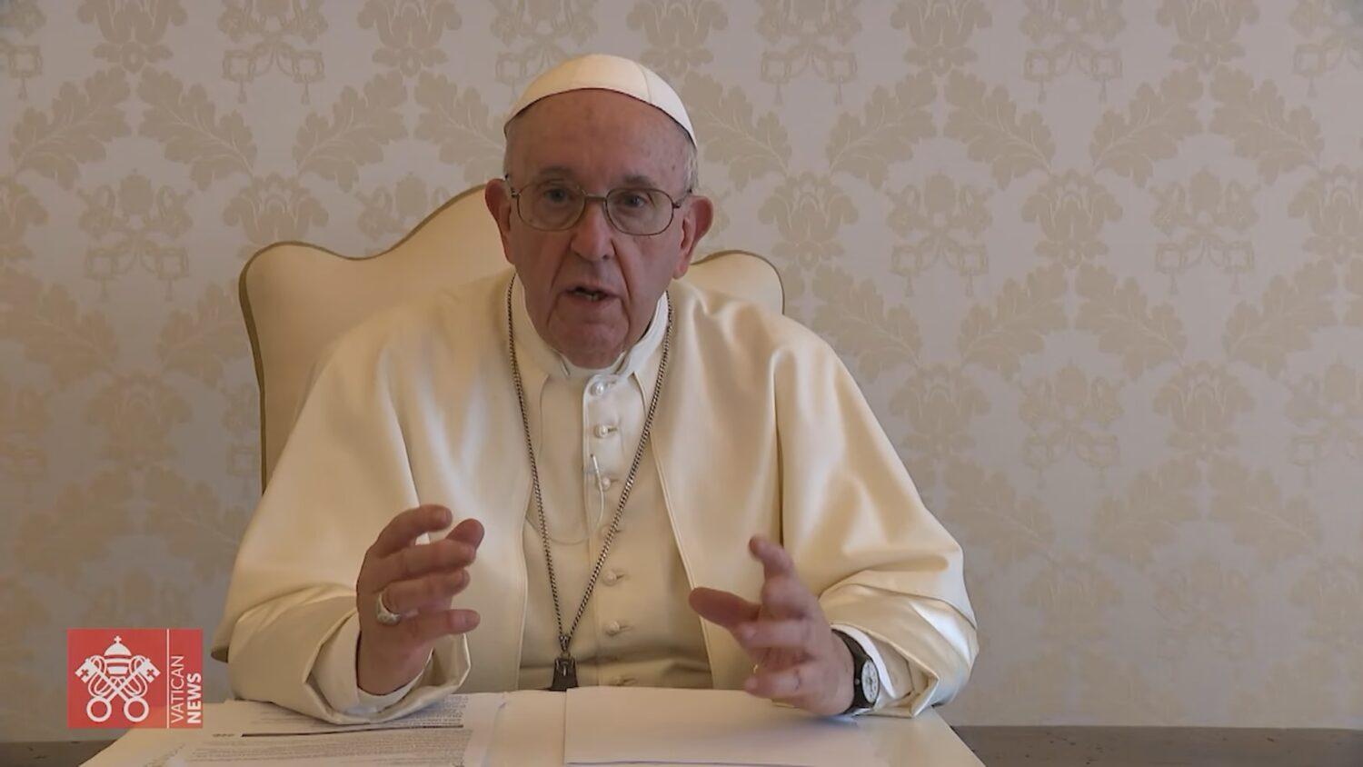 Pápež o očkovaní / Zaočkovať sa je skutok lásky a hlboký spôsob ako dbať jeden o druhého