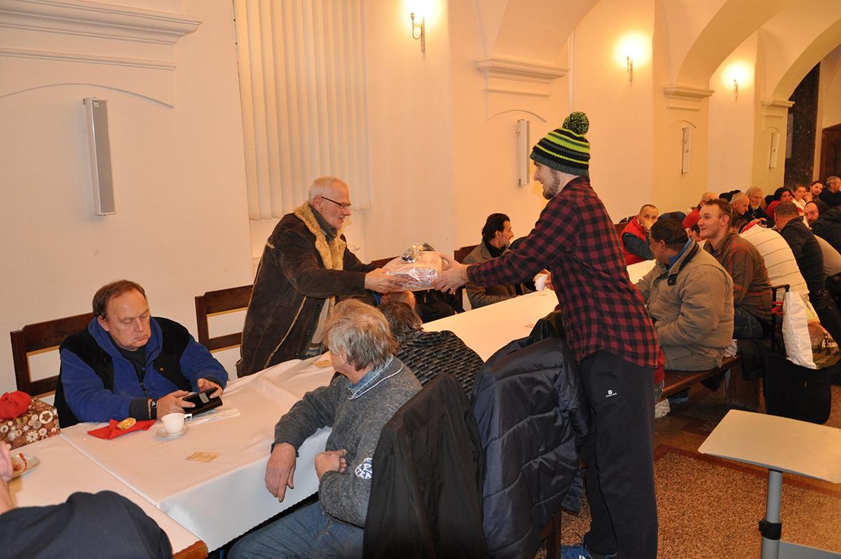 Dobrovoľníčka Janka: Sneh ani rodina nie sú podmienkou Vianoc