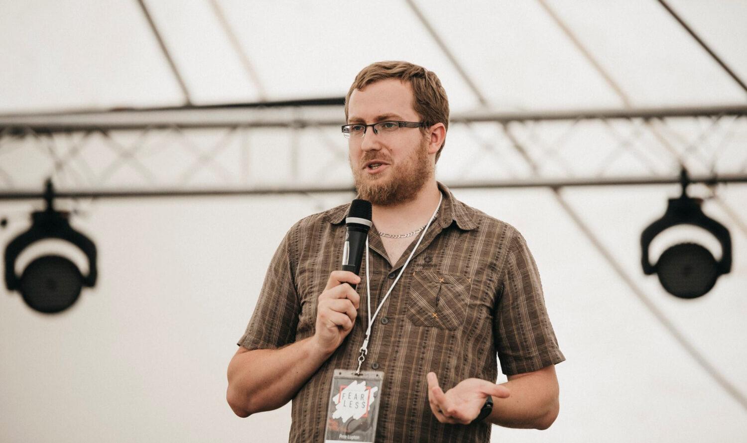 Pete Lupton z projektu NePornu: Zbaviť sa závislosti mi trvalo skoro desať rokov