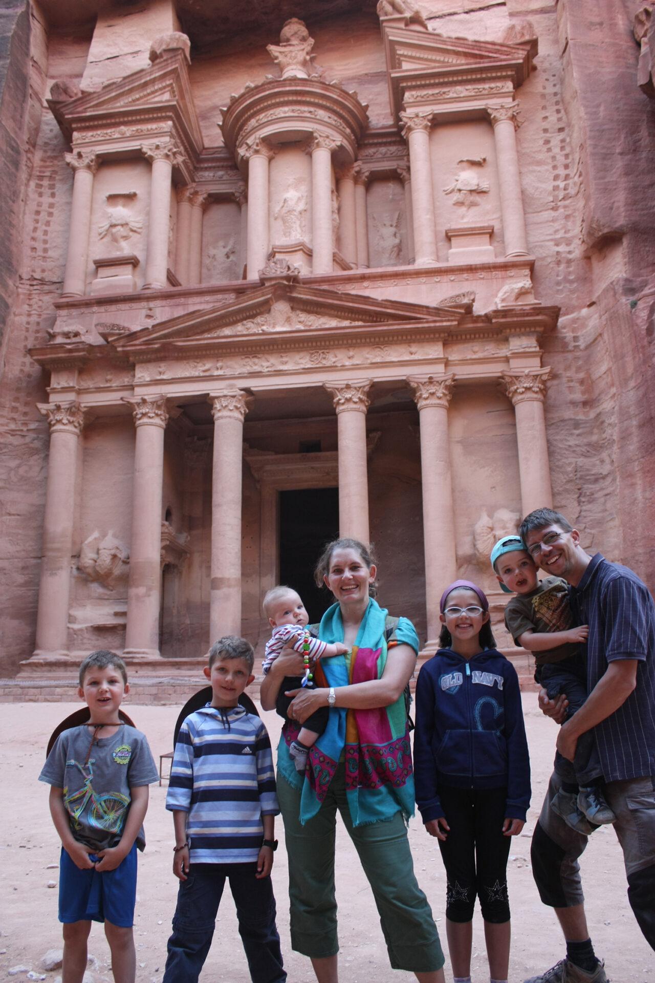 Manželia Šipöczovci: Naše deti majú rovnaké misijné povolanie ako my