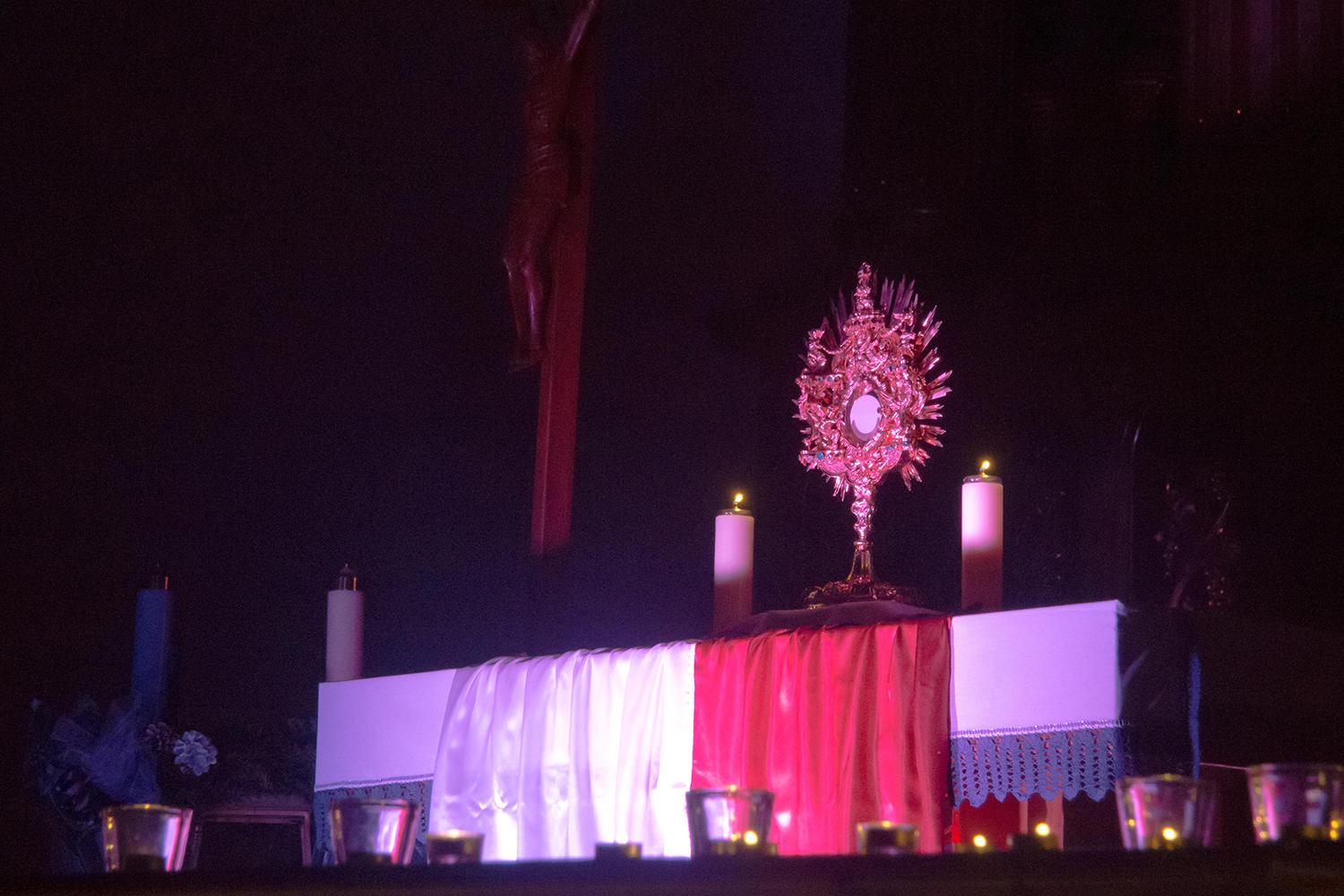 Svetlo v tmách: Mnohí vychádzali z kostola pohnutí, dojatí a zmenení