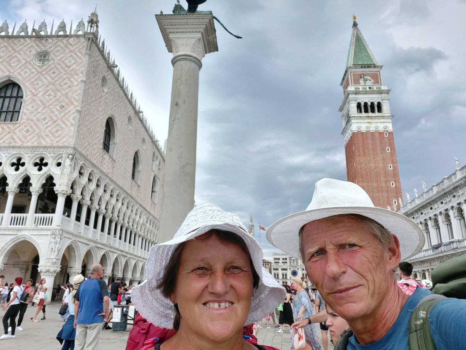 Manželia Hulmanovci: Zaradili sme sa do zástupu putujúcich svätcov, kráľov aj chudákov