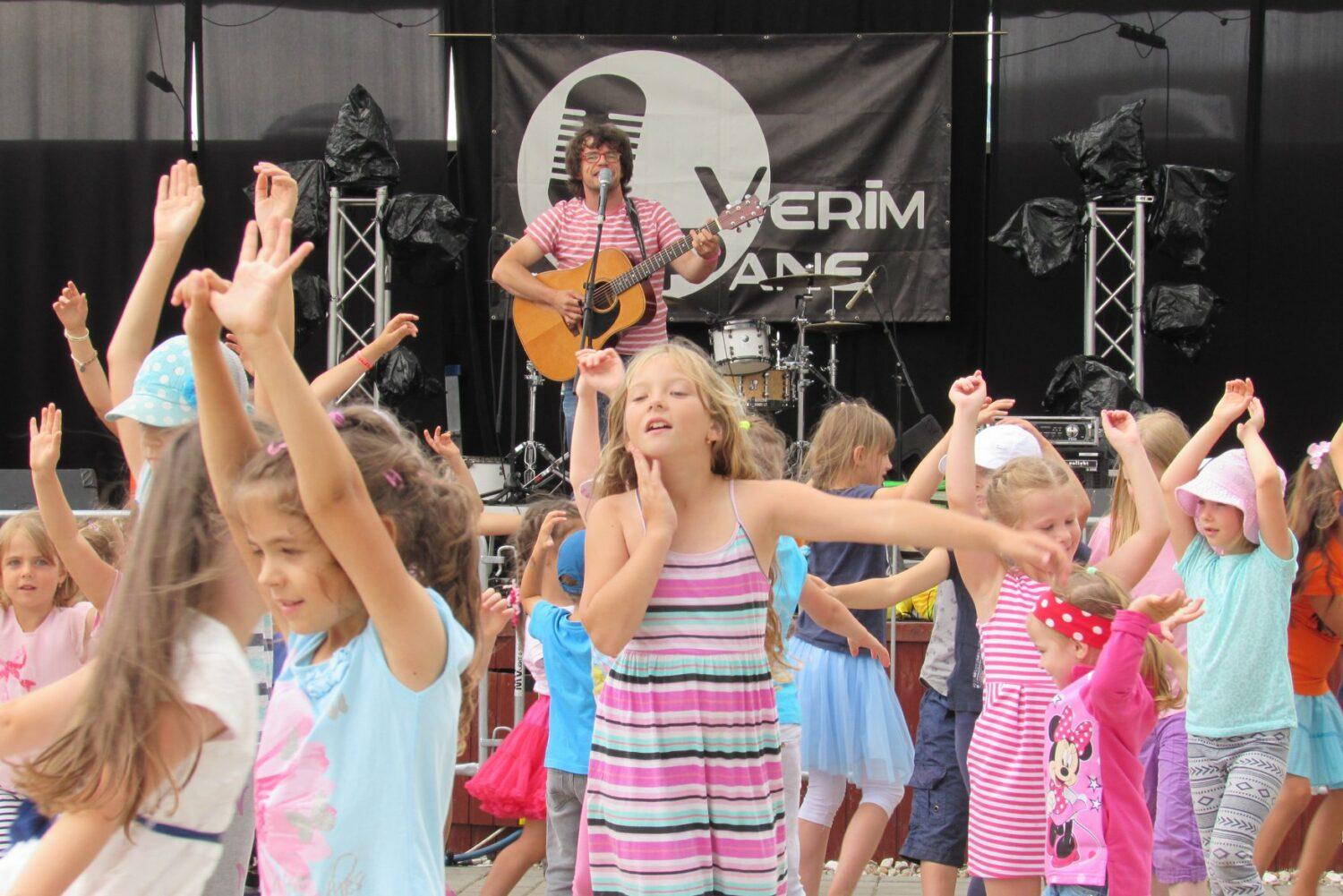 Miro Jilo: Keď chcem byť ako umelec autentický, musím reagovať na to, čím žijem