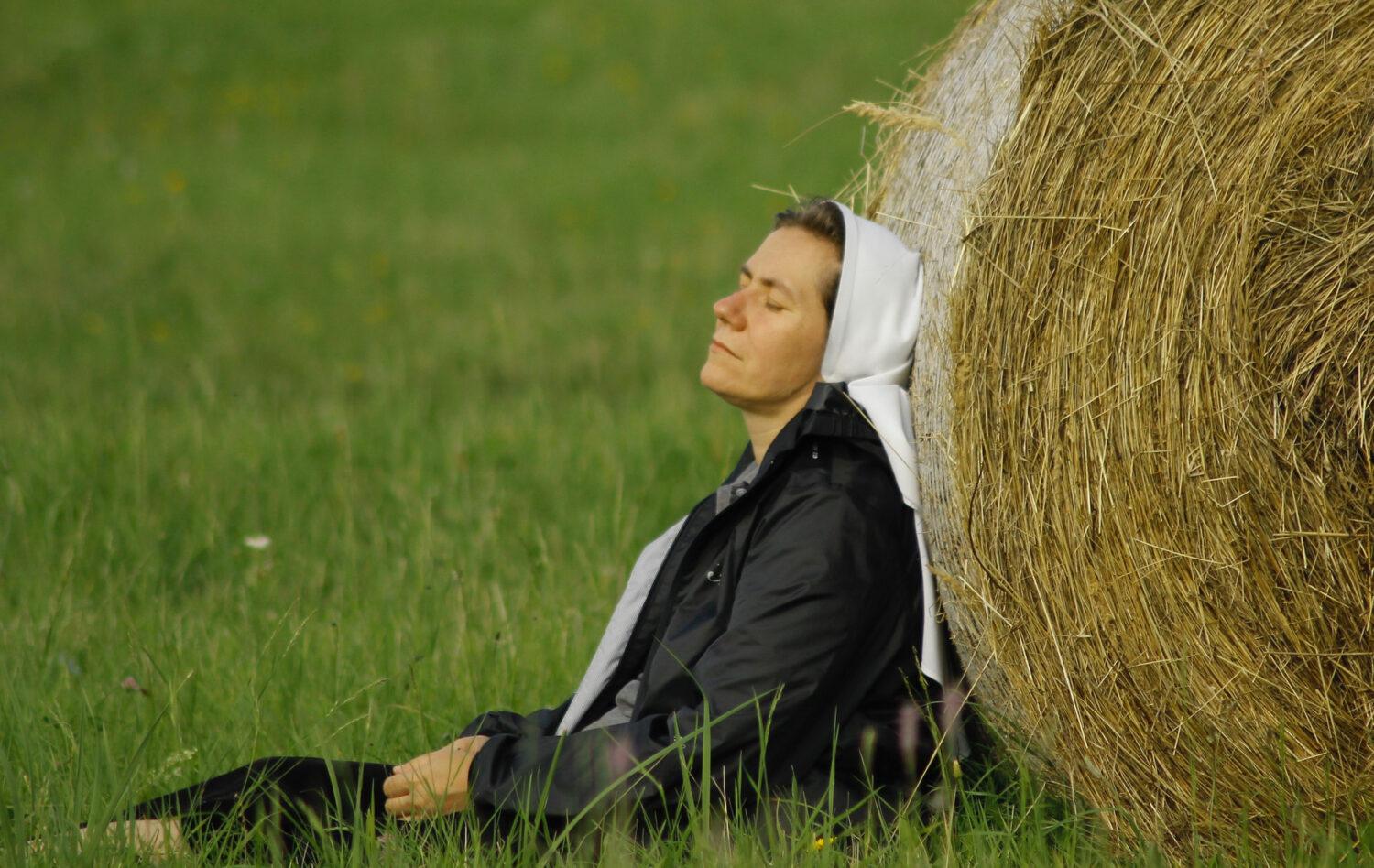 Dominikánka Karola Dravecká: Je toľko spôsobov, koľko je prijímajúcich, aby Ježiš v Eucharistii nezostal „väzňom“ v svätostánku