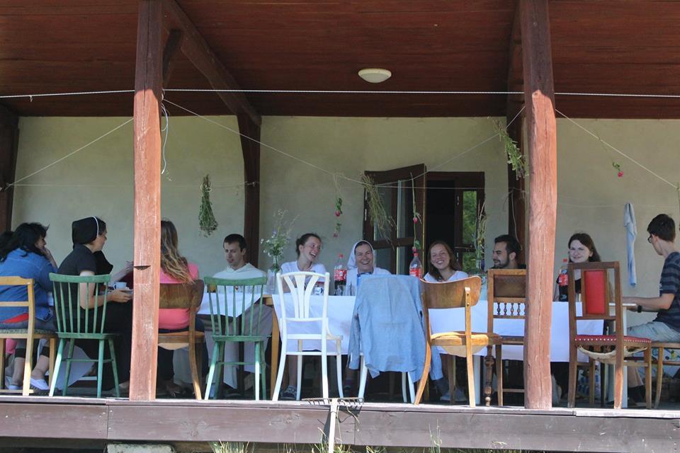 Dominikánka Karola Dravecká: Je toľko spôsobov, koľko je prijímajúcich, aby Ježiš v Eucharistii nezostal „väzňom“ v svätostánku