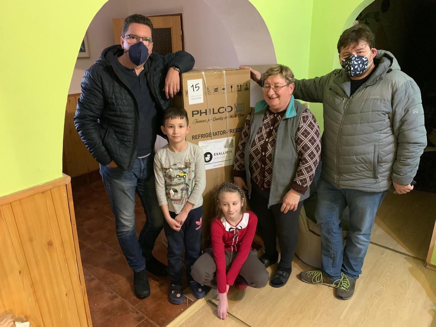 Keď predvianočný zhon nedáva zmysel a vnímame pravé posolstvo Vianoc – zbierka Darujme úsmev pomôže núdznym rodinám i študentom s konkrétnymi potrebami