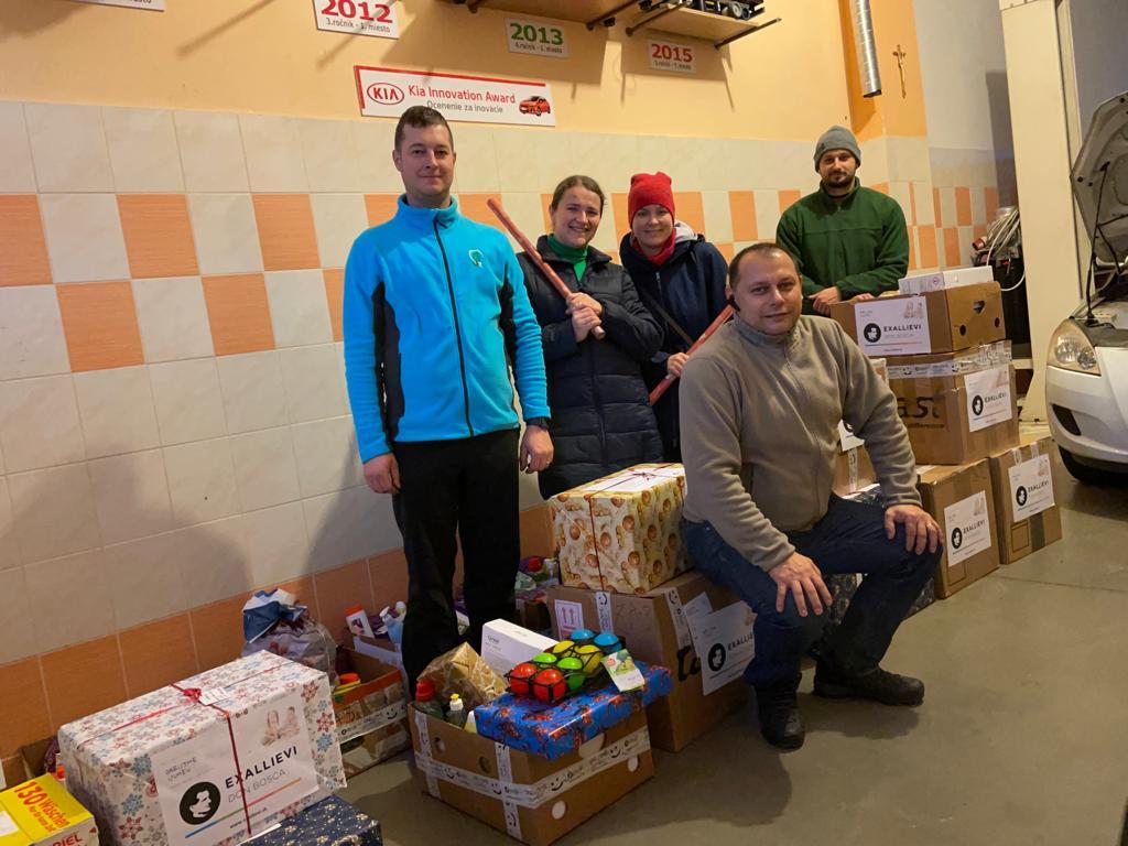 Keď predvianočný zhon nedáva zmysel a vnímame pravé posolstvo Vianoc – zbierka Darujme úsmev pomôže núdznym rodinám i študentom s konkrétnymi potrebami