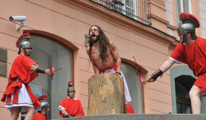 Umelec Ján Jendrichovský: Ježiš prichádza, aby nás vyrušil a ukázal nám iný pohľad na život