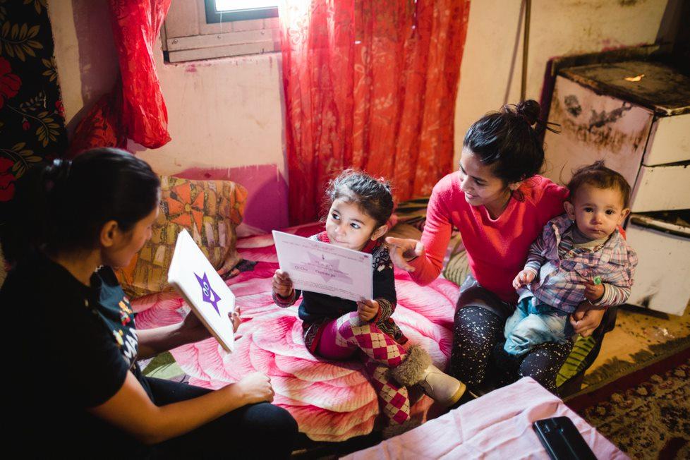 Paulína Masaryková z programu Omama: Veľmi ma hnevá, ak počujem, že ľudia z osady tak chcú žiť. Nikto nechce žiť bez kúrenia a v blate